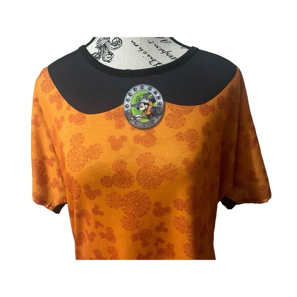 Disney Parks MINNIE MOUSE Witch Halloween T-Shirt with Cape Size Large - Picture 10 of 15